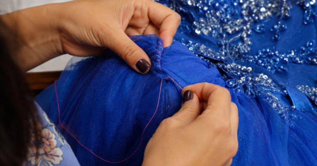 Desilusión en el vestido de 15 años: Madre exige la devolución de miles de dólares