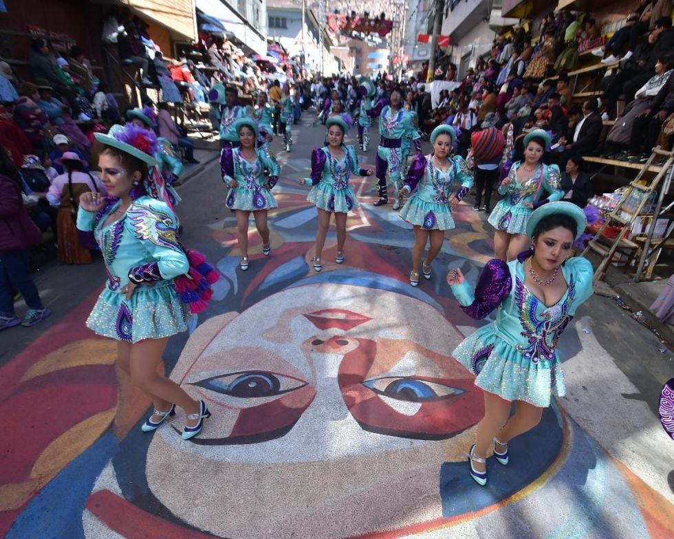Vivir el Gran Poder desde las graderías: precios y consejos para disfrutar la festividad