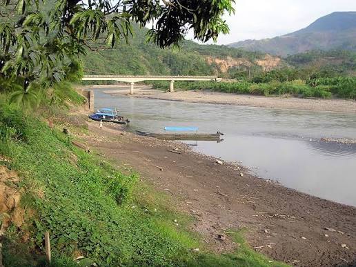 Preocupaciones por la minería aurífera en Mapiri y su impacto en el puente Tarapo