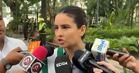 Paola Aguirre sugiere aumentar la tarifa del Teleférico y genera controversia por sus cifras