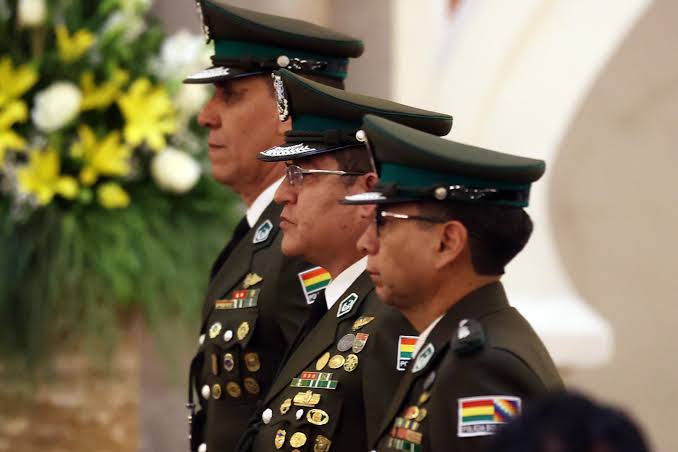 Nuevo comandante de la Policía asume tras la salida de Mirko Sokol