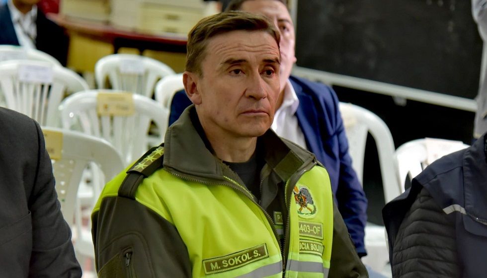 Controversias persisten tras la salida de Mirko Sokol del mando policial