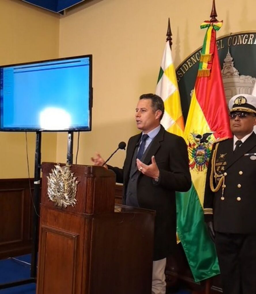 LARA DESAFÍA A SUS CRÍTICOS Y RECUERDA SU PROMESA DE CAMPAÑA