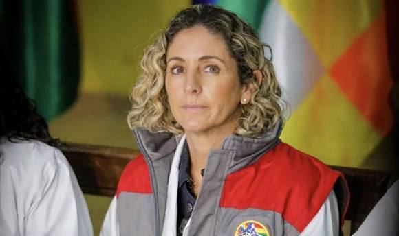 Transportista critica a la esposa del presidente por el precio del diésel