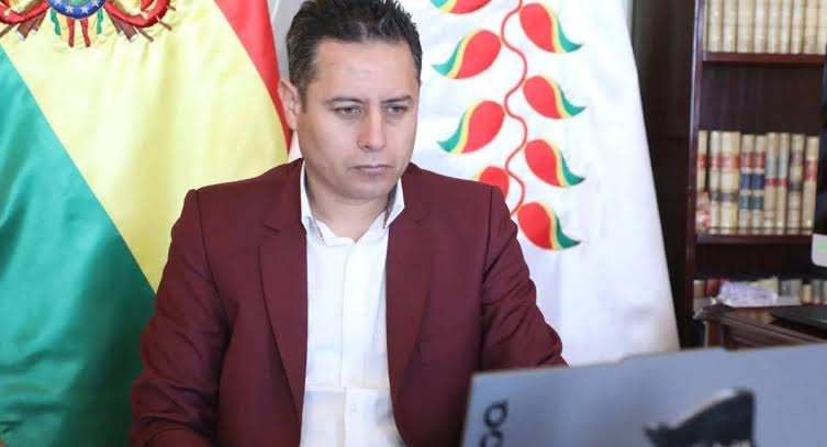 Vicepresidencia aclara que el viaje de Edmand Lara a Paraguay no generó costos para el Estado