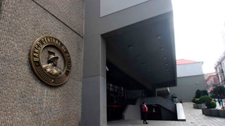 Banco Central suspende temporalmente la compra de dólares tras alcanzar reservas de US$1.000 millones