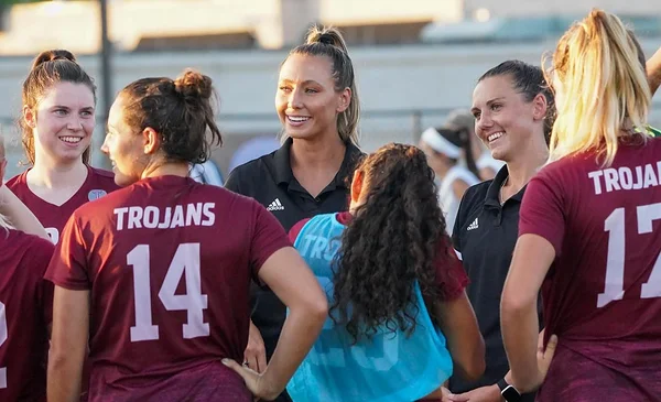 Tragedia en el fútbol femenino: muere exjugadora embarazada