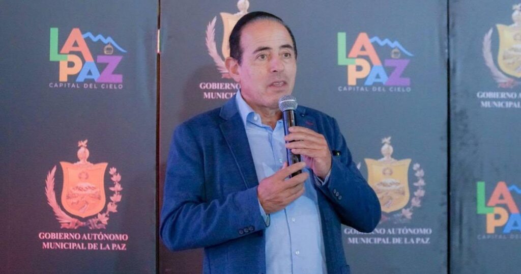 Alcalde de La Paz aclara situación del transporte tras subida del diésel