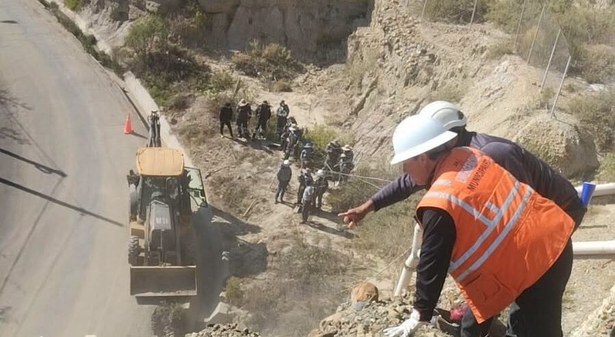 Vía hacia Mallasa reabierta tras trabajos de limpieza