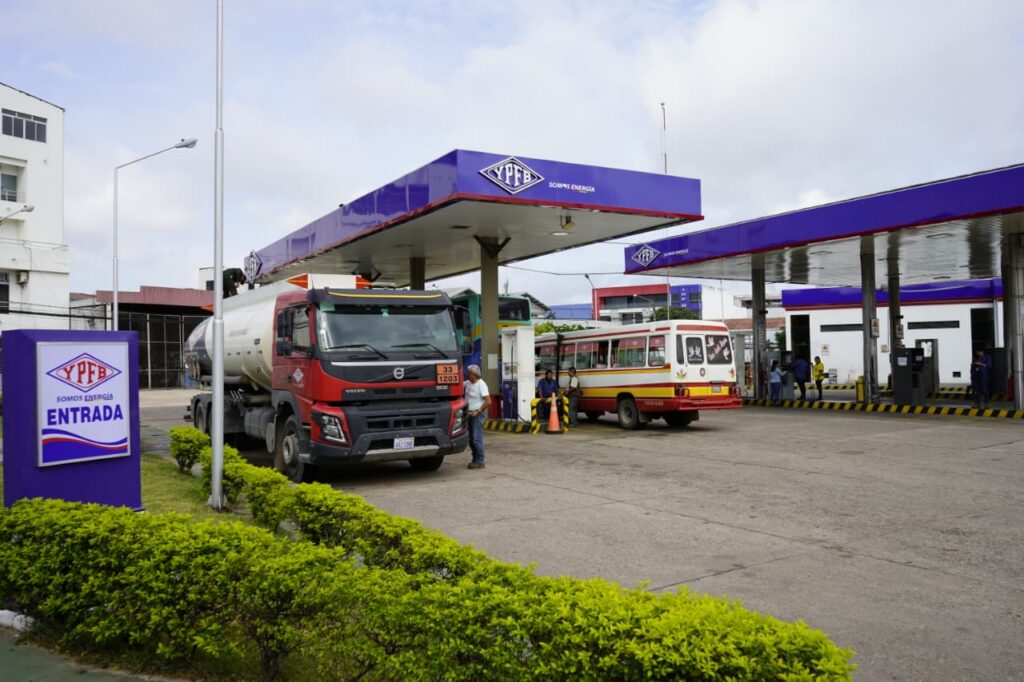 Gobierno justifica la eliminación de subsidios a los carburantes como una medida necesaria