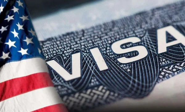 EEUU implementa restricciones de visas para combatir el turismo de maternidad