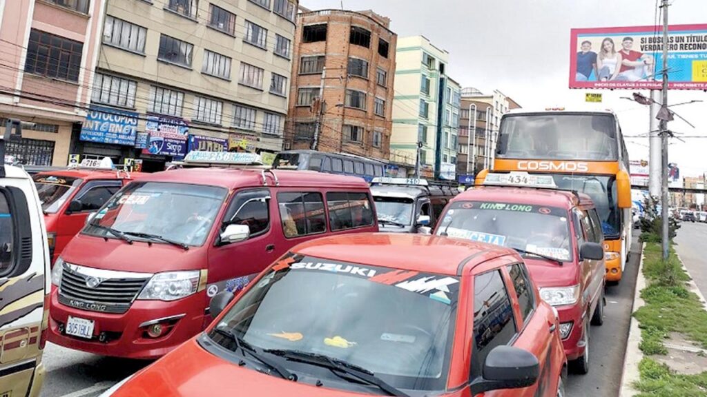 La Paz eliminará del RUAT vehículos morosos en un plazo de diez días