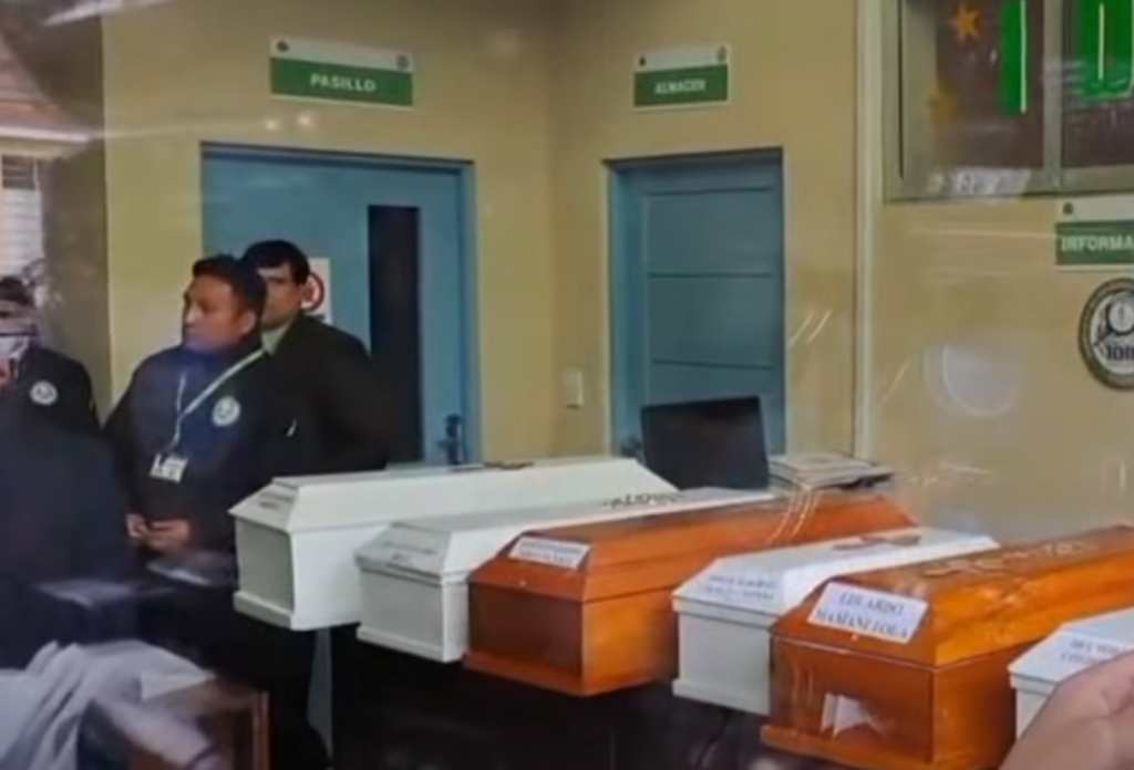 Restos de víctimas de explosión en Viacha son entregados por la Fiscalía