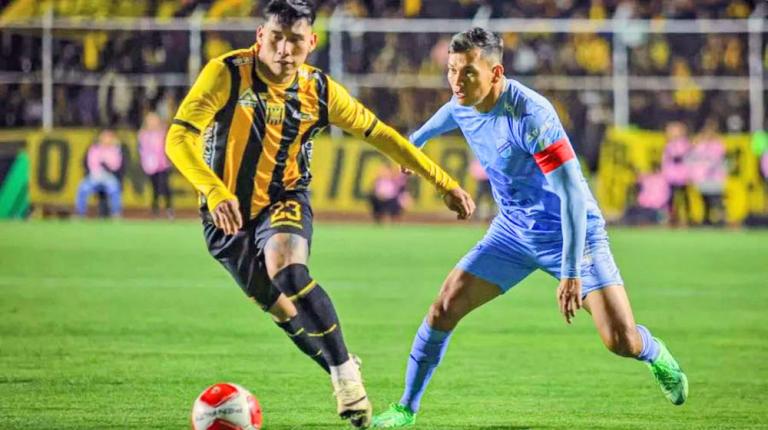 El clásico paceño: The Strongest y Bolívar se enfrentan en la Copa Nacional