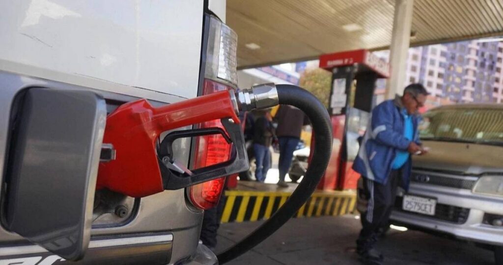 El Gobierno descarta por ahora eliminar la subvención a la gasolina