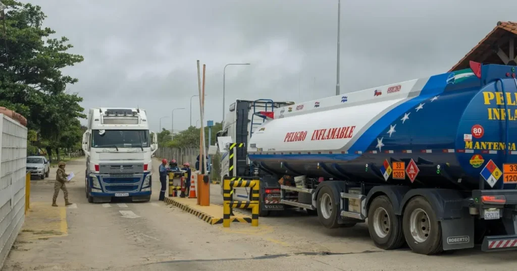 El precio del diésel importado se reduce a Bs 16,50 por litro