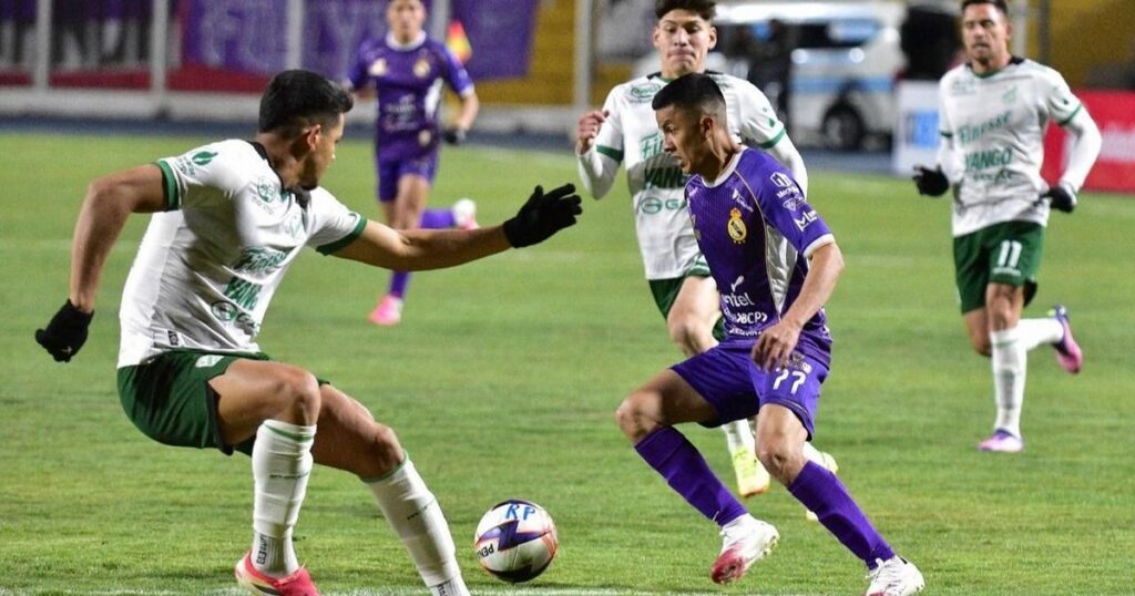 Oriente Petrolero pierde de manera agónica ante Real Potosí