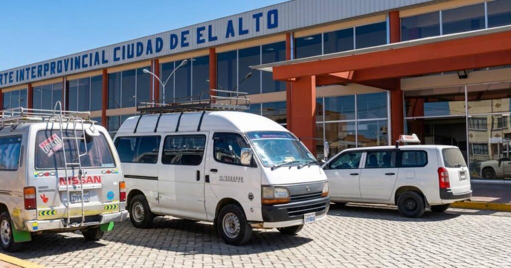 Transporte interprovincial de El Alto evalúa paro por alza de diésel