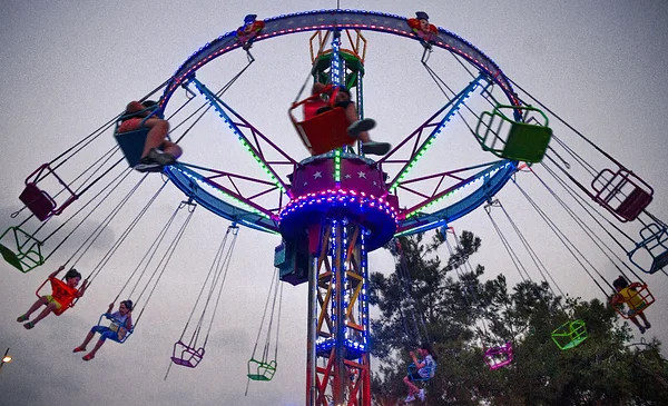 Colapso de atracción en parque de El Callao deja heridos