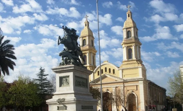 Restos humanos hallados en la Catedral de Rancagua generan controversia