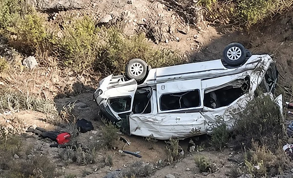 Accidente de minibús en la ruta a Palca deja heridos
