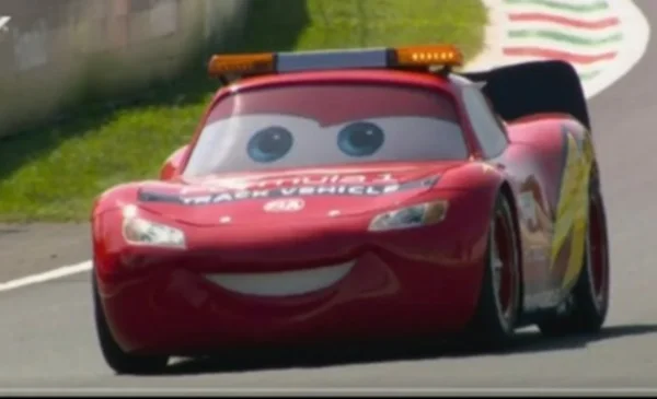 Rayo McQueen deslumbró en el Gran Premio de Italia en Monza