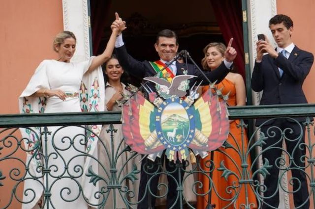 Cuestionamientos sobre empresas de la familia Urquidi en Florida