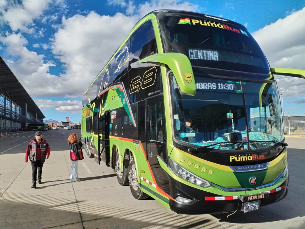 Actividades en la Terminal Metropolitana de El Alto se desarrollan sin inconvenientes