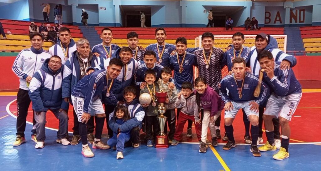 Laboratorio Químico VHSR se lleva el título de campeón en futsal