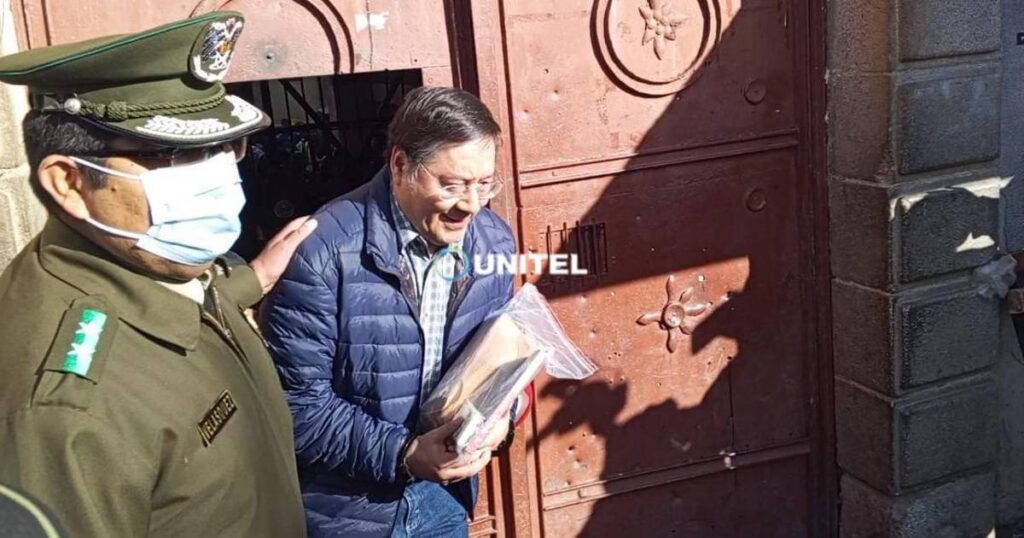 Luis Arce deja la cárcel para recibir atención médica y reafirma su inocencia