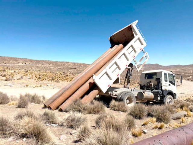 Acuerdo entre comunarios y Aapos impulsa renovación de tuberías en Lack’achaka