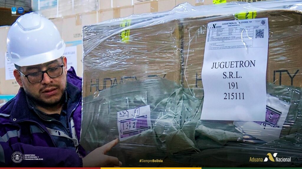 Aduana Nacional incauta cosméticos escondidos como juguetes