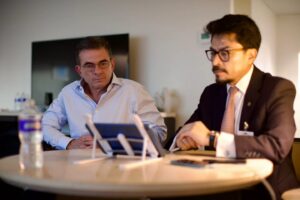 Gobierno aprueba decretos para aliviar el transporte y sectores productivos