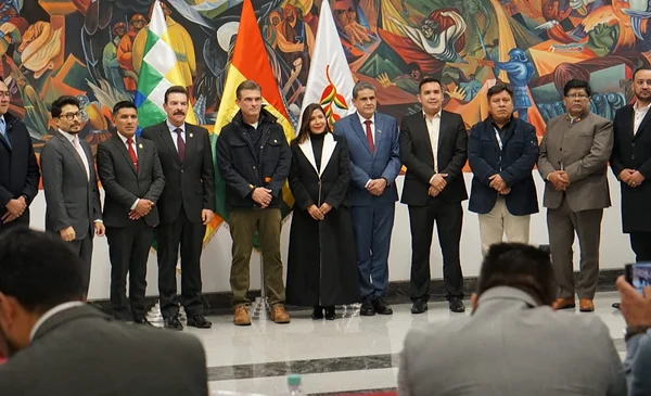 Acuerdo entre el Gobierno y municipios para impulsar la Agenda 50/50