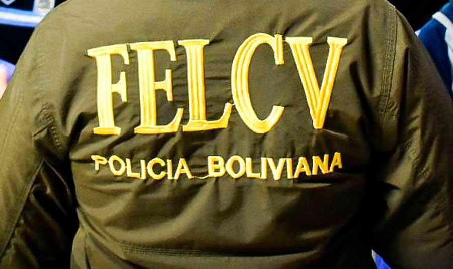 Detienen a dos docentes en La Paz por presuntos delitos sexuales