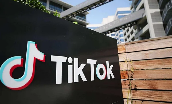 TikTok lanza su academia gratuita para aprender sobre publicidad