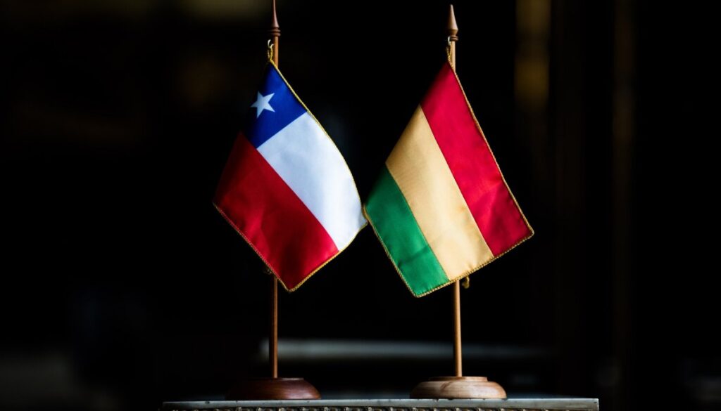 Bolivia celebra las fiestas patrias de Chile y aboga por una nueva cooperación
