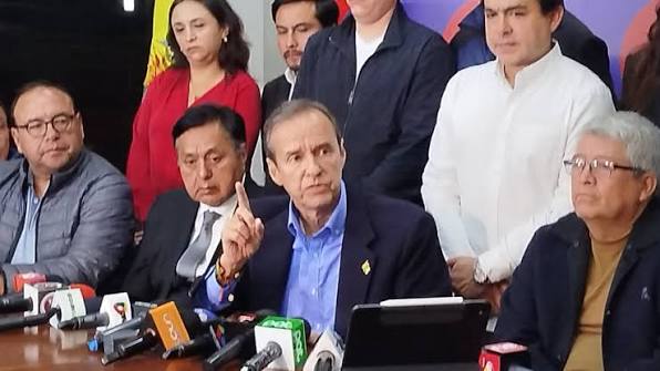 Disputas internas marcan el primer aniversario de Libre en la Asamblea