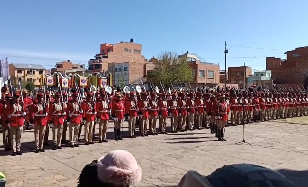 La Paz celebra 478 años de su fundación con eventos cívicos en Laja y la capital