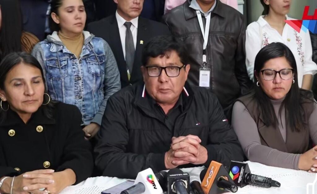Nuevos líderes de bancada en la alianza Libre