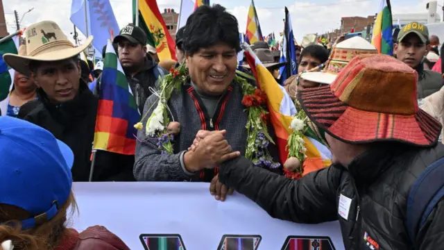 Controversia por movilizaciones vinculadas a Evo Morales
