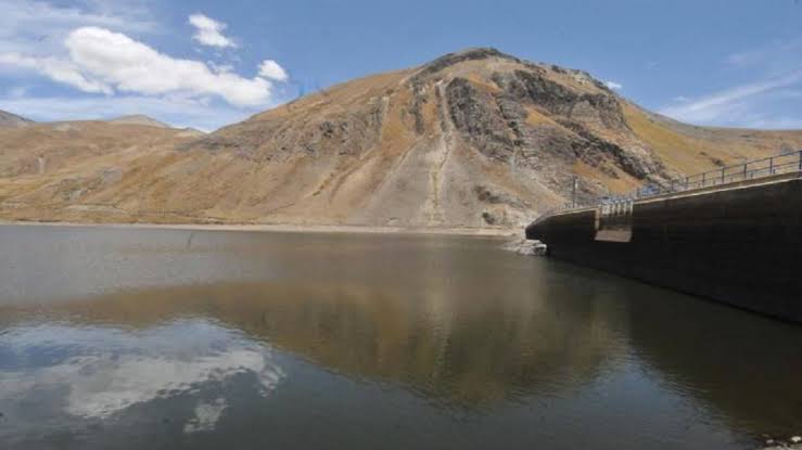 Hallan metales pesados en aguas de Hampaturi y alertan sobre minería cercana