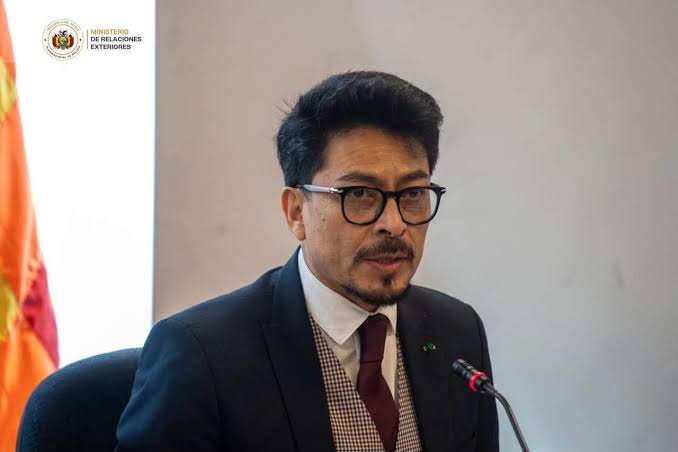 Aramayo destaca el papel crucial de la Asamblea Legislativa en la lucha contra el narcotráfico
