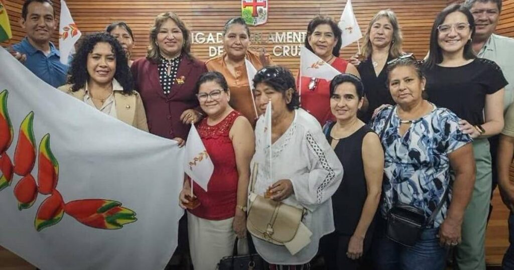 Aprobación del uso del patujú como símbolo nacional