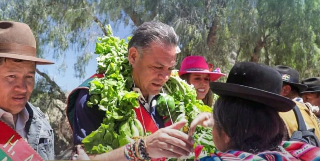 Revilla confirma reanudación de la construcción de la carretera Villa Remedios-Sapahaqui-Caracato-Ayo Ayo