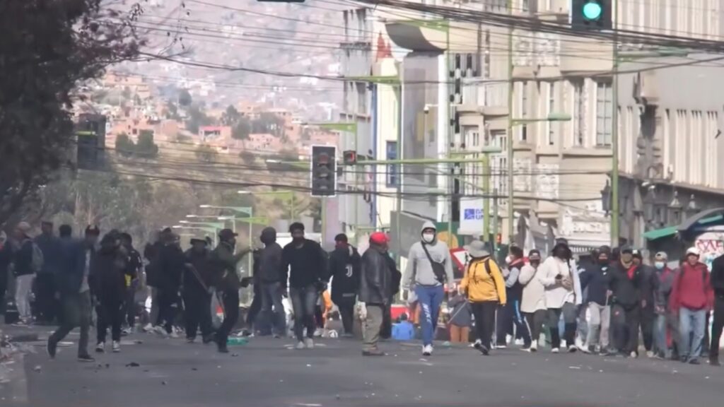 Aprobación de ley busca garantizar libre tránsito en Bolivia