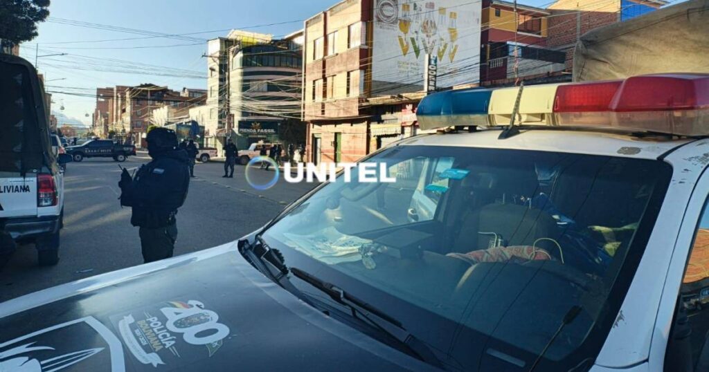 Exfiscales Mariaca y Zeballos detenidos en El Alto; el Gobierno anuncia su proceso judicial