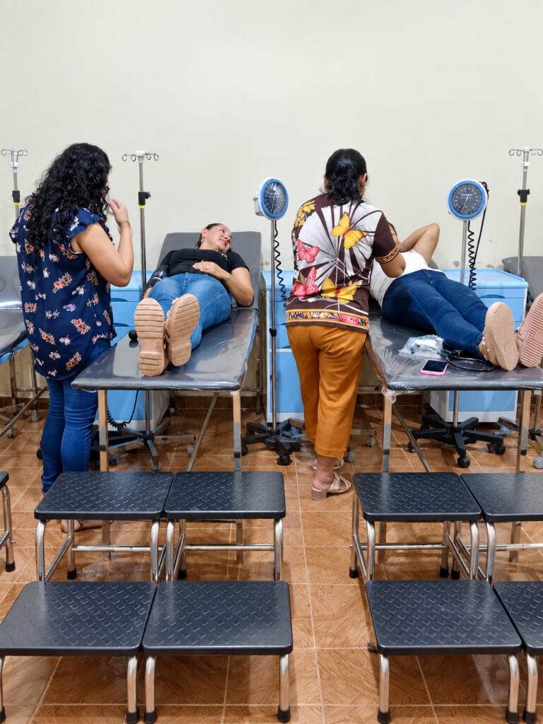 Mejoran atención médica en La Paz y El Alto con nuevos insumos