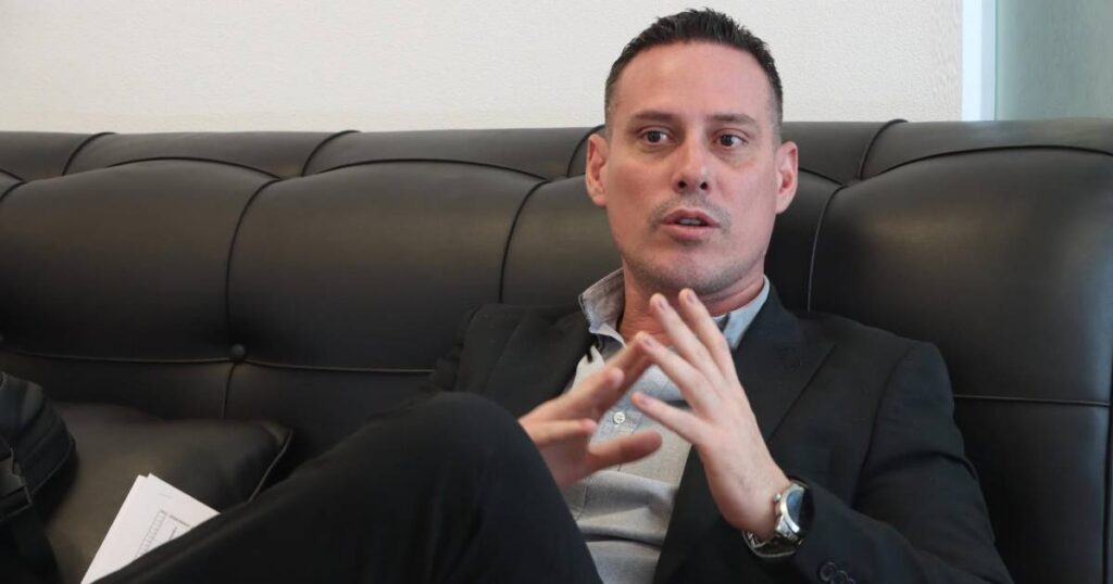 López analizará restricciones de visa de EEUU con responsabilidad