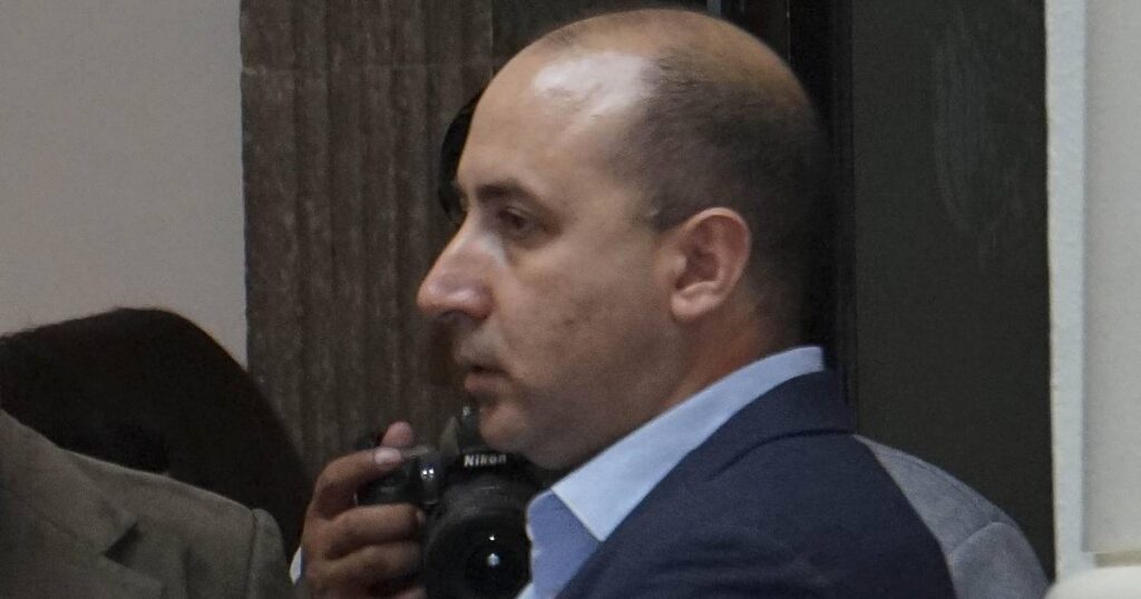 Abogado de Beller denuncia paralización de investigación contra Cerimedo